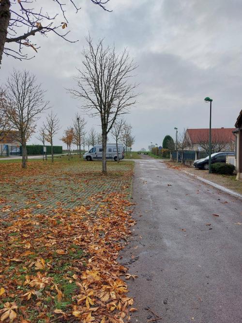 Aire camping-car Aire de Epineuil