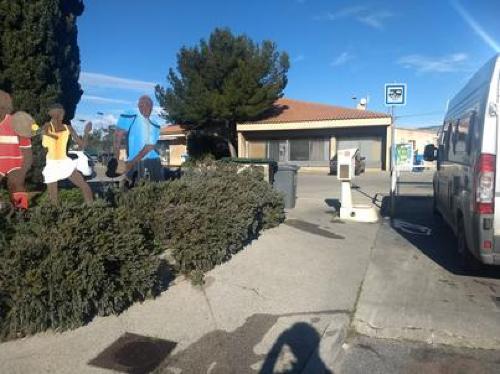 Aire camping-car SAINT MANDRIER SUR MER - Aire CCI 1572