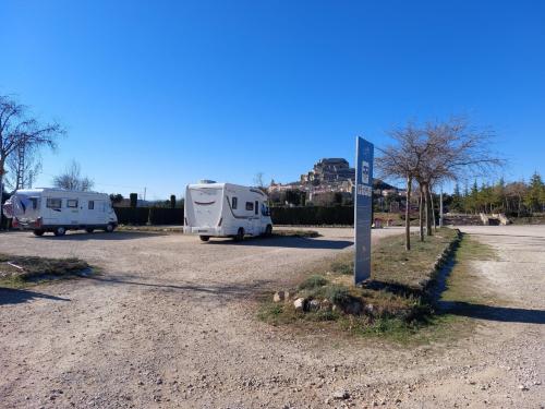 Aire camping-car MORELLA 12300 - Aire CCI 3851