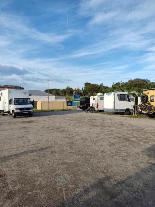 Aire camping-car CASSA DE LA SELVA 17244 - Aire CCI 34223