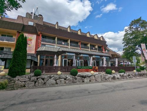 Aire camping-car SPA 78073 - Aire CCI 23563