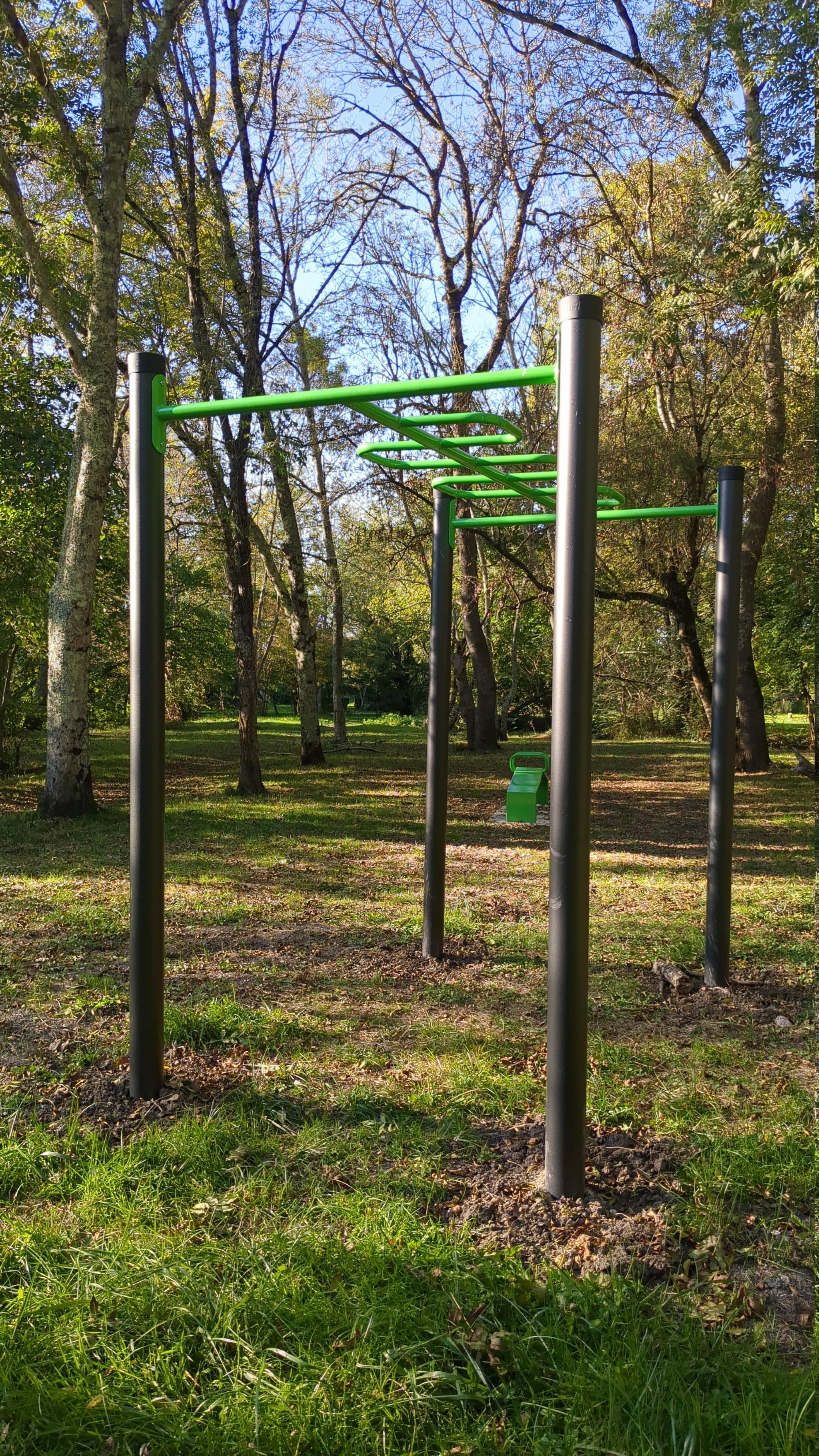 Vue de la rue du spot Street workout Jonzac, Rue des Pièrrières, Rue des Pièrrières