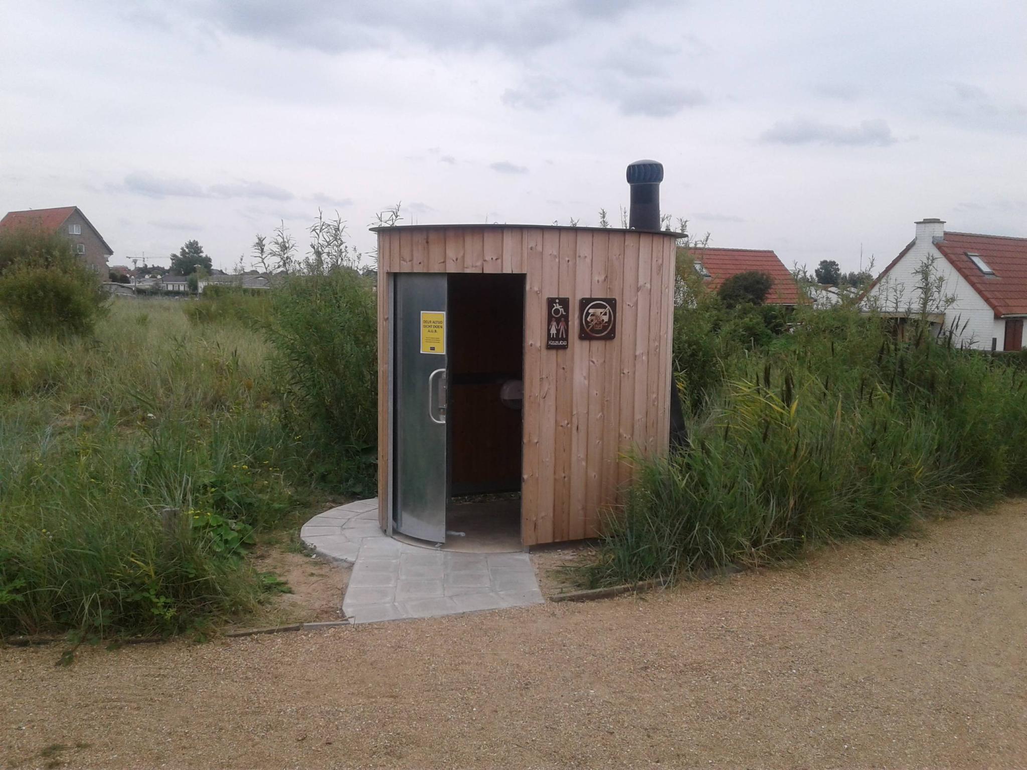 Foto bij Openbaar toilet Blankenbergsesteenweg in De Haan