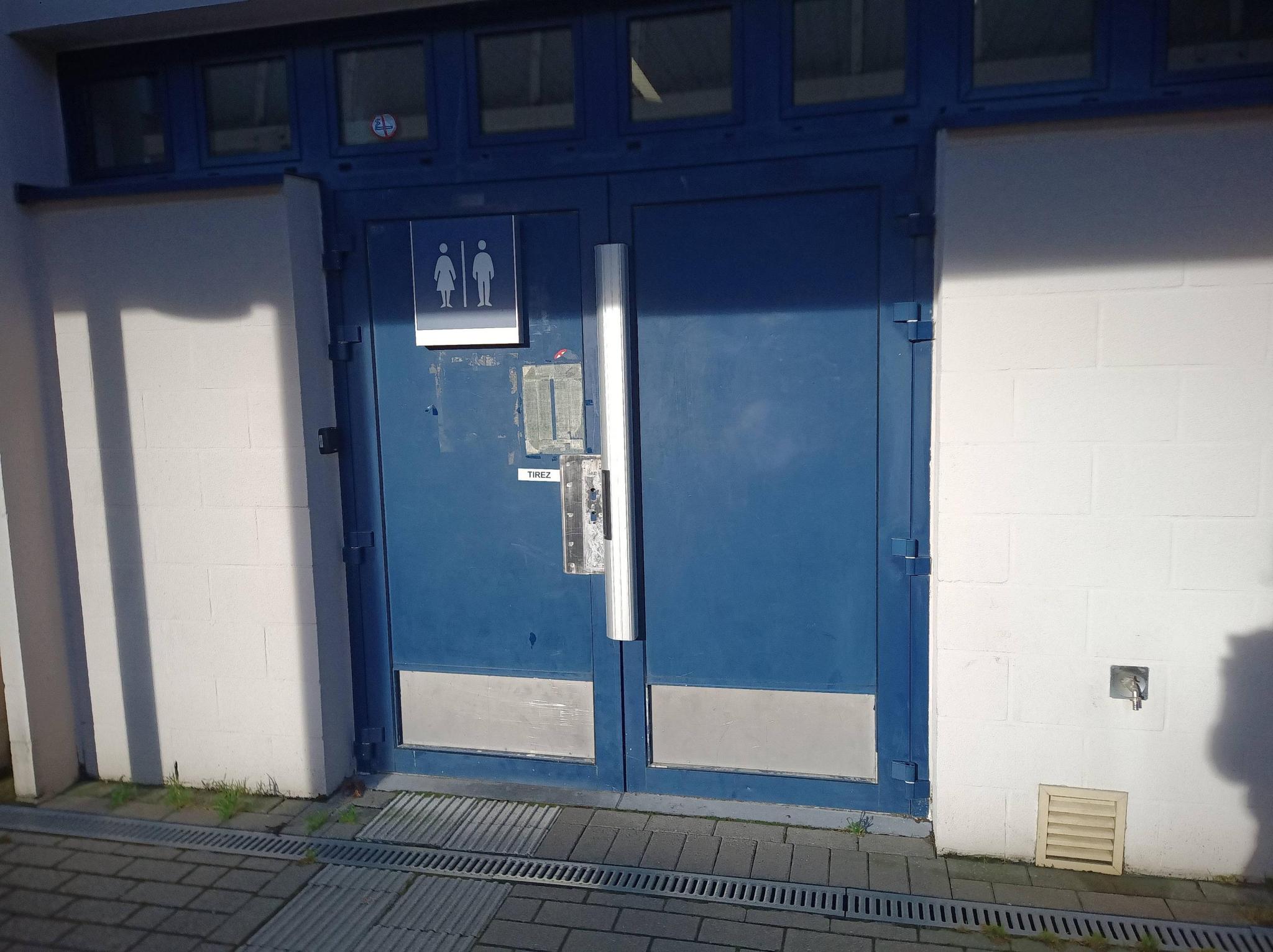 Foto bij Openbaar toilet Place de la Gare in Welkenraedt
