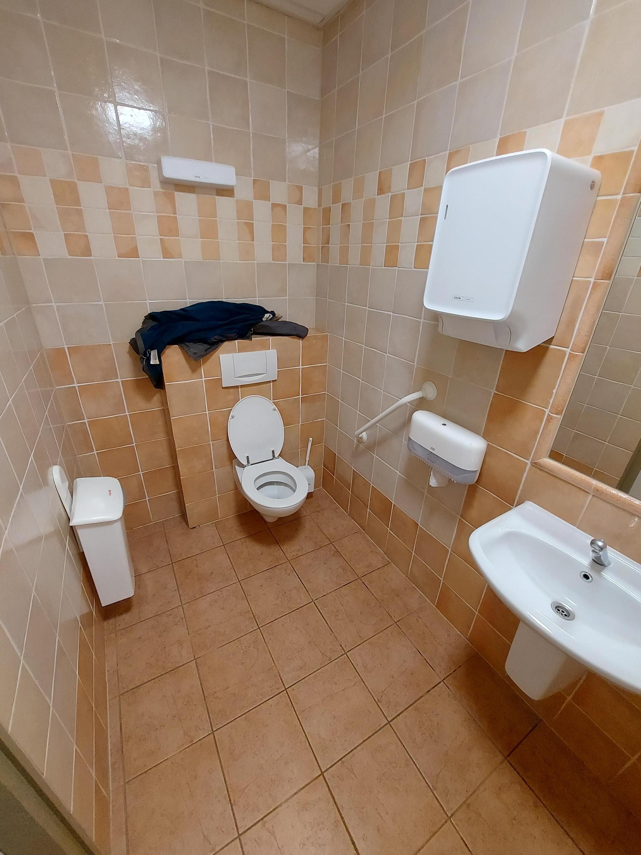 Foto bij Openbaar toilet Erperheidestraat in Peer