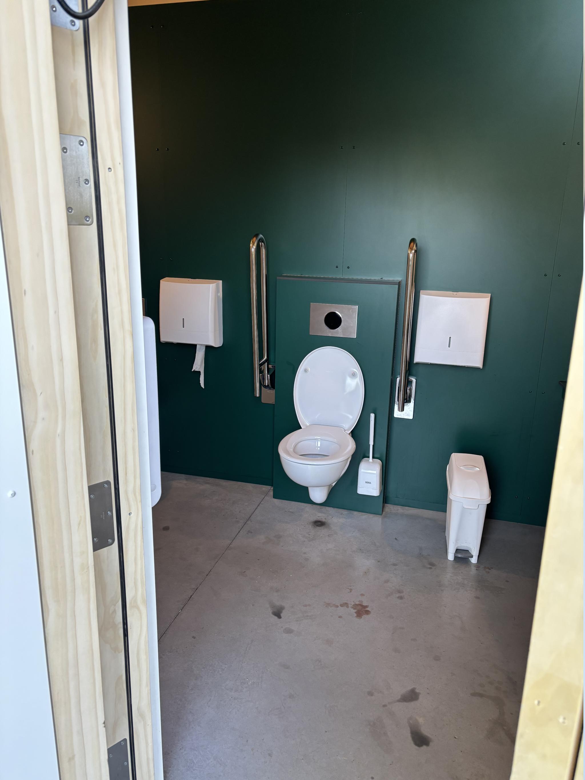 Foto bij Openbaar toilet Teesweg in Harelbeke