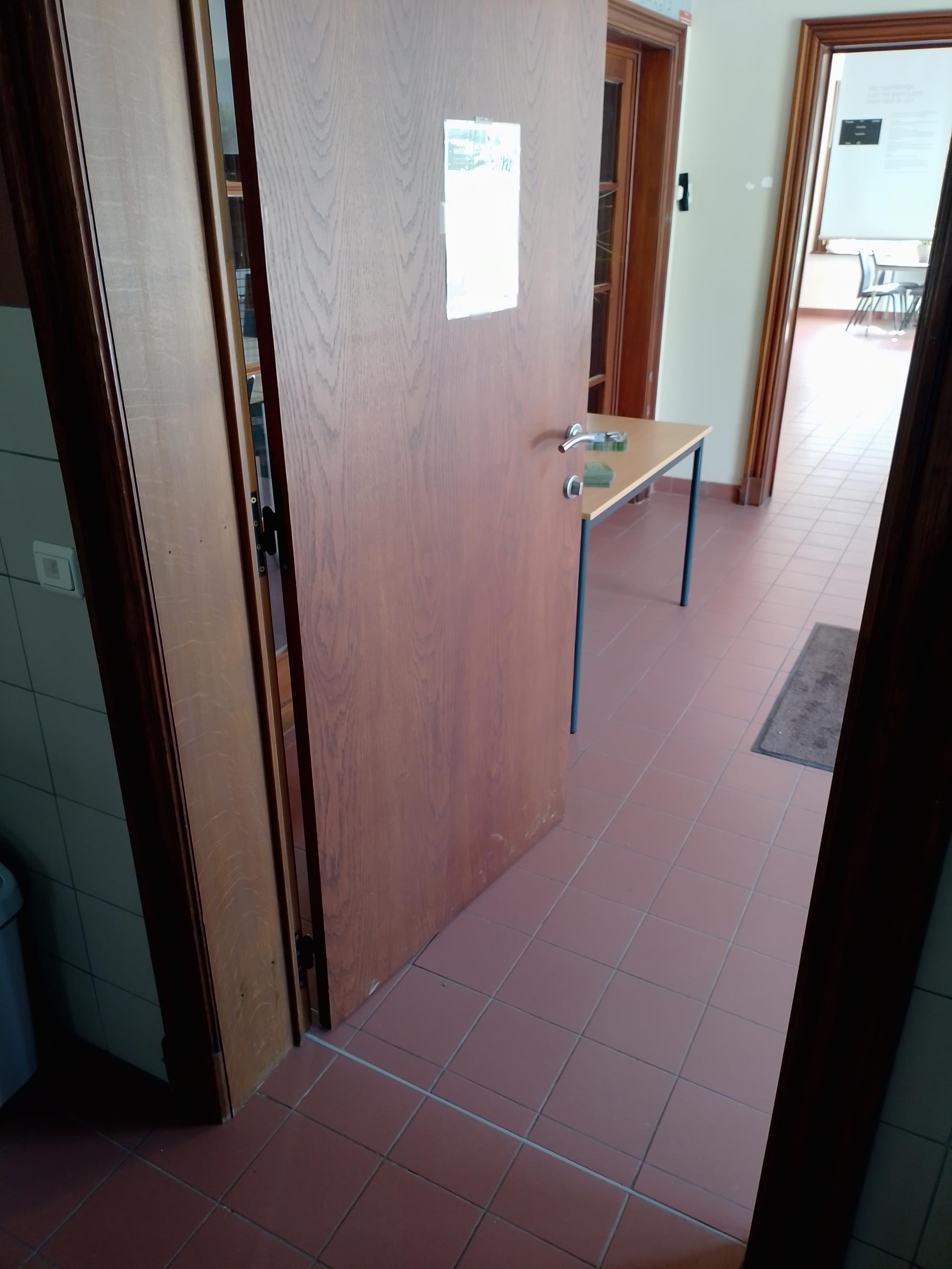 Foto bij Openbaar toilet Gentsesteenweg in Eeklo