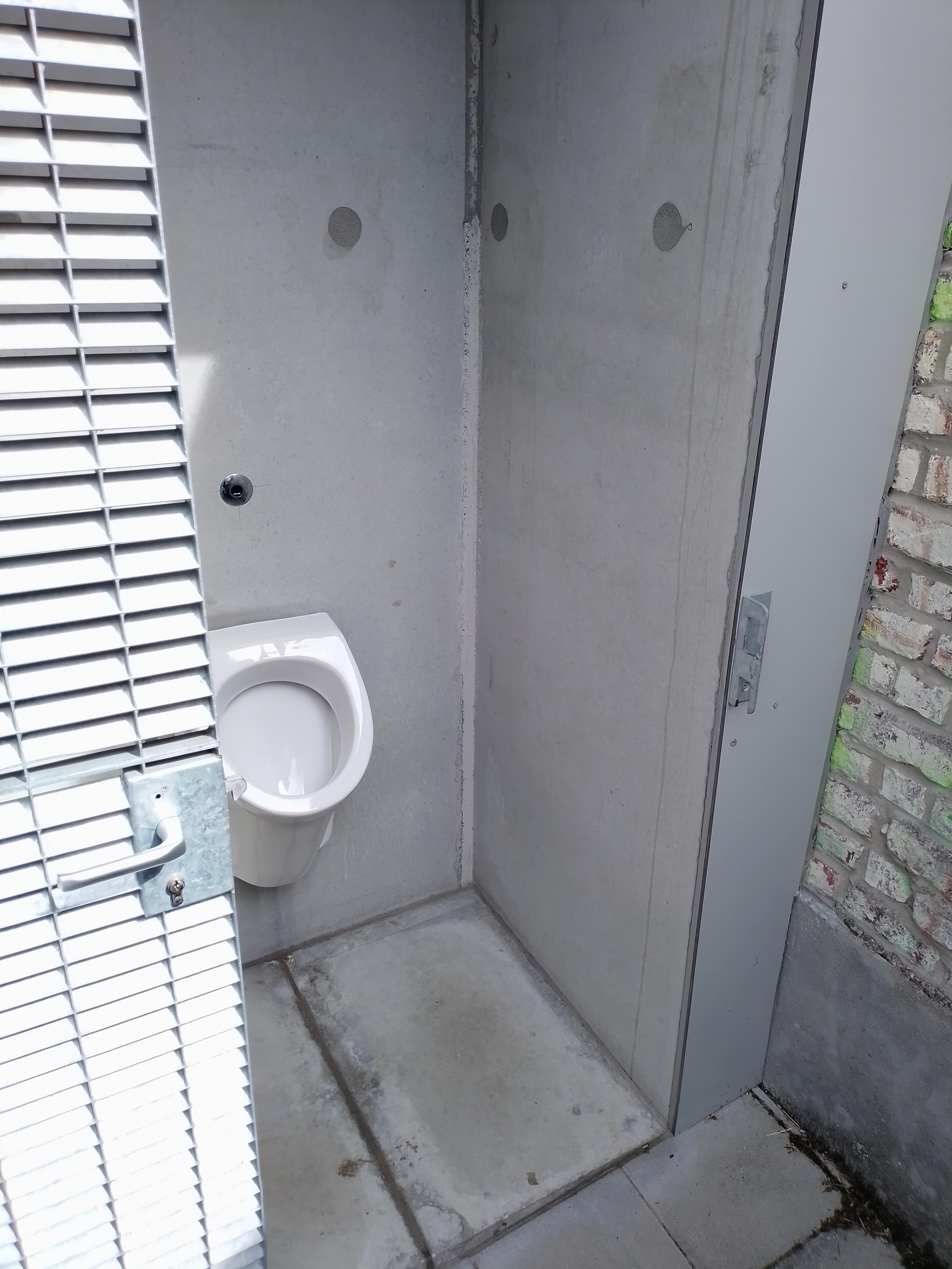 Foto bij Publiek sanitair Afsneedorp in Gent