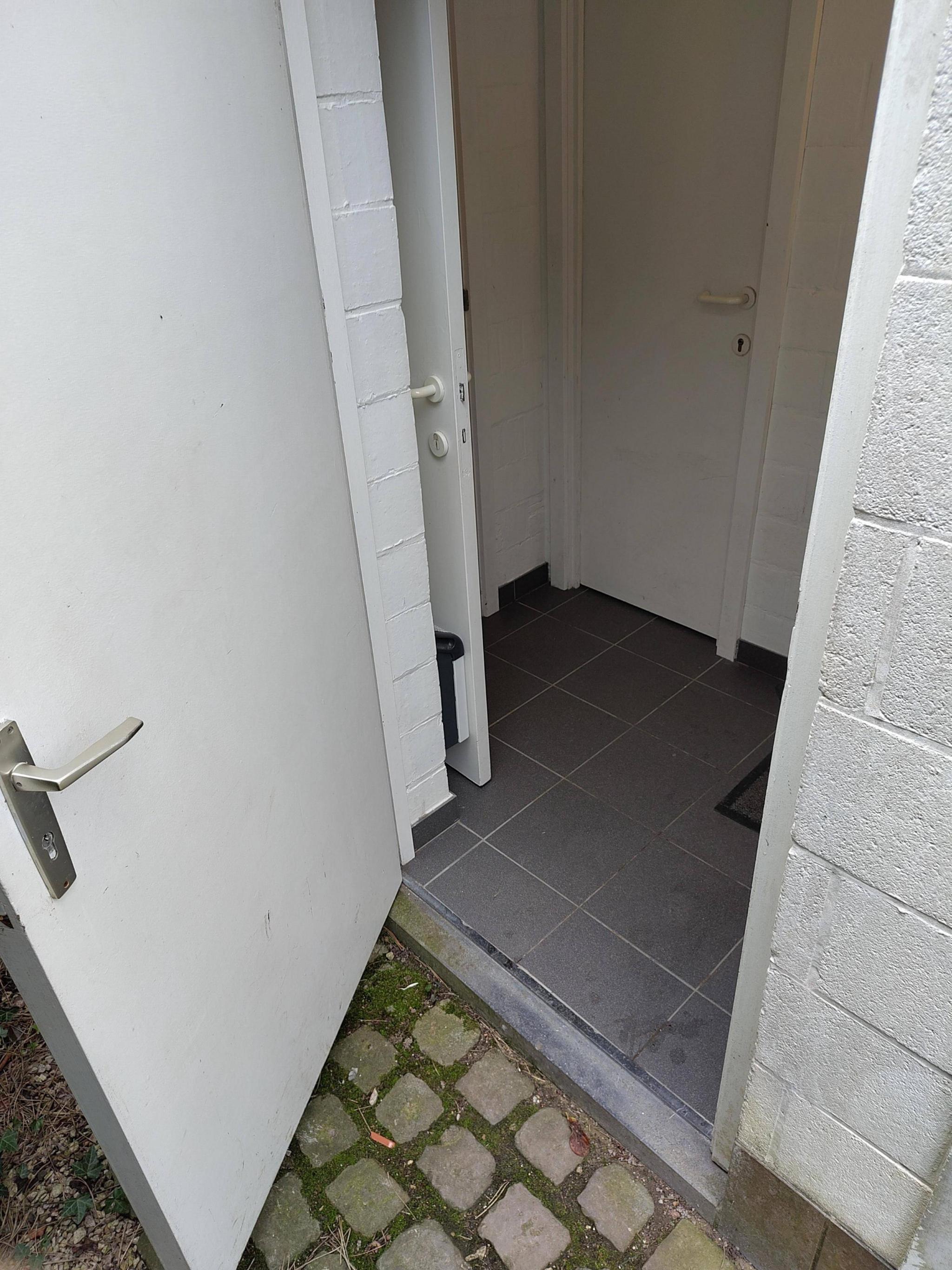 Foto bij Openbaar toilet Latemstraat in Sint-Martens-Latem