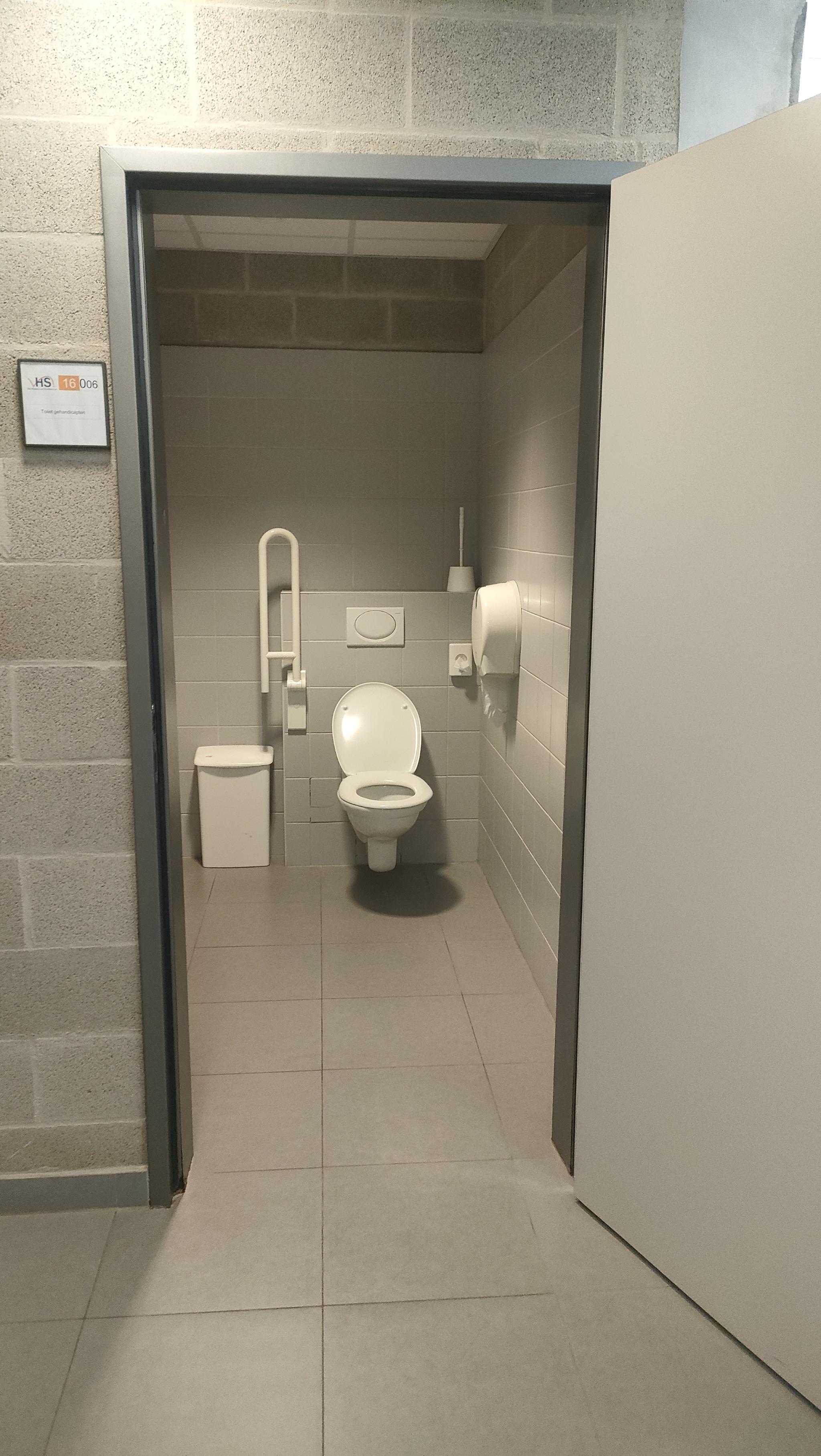 Foto bij Openbaar toilet Spoorwegstraat in Brugge