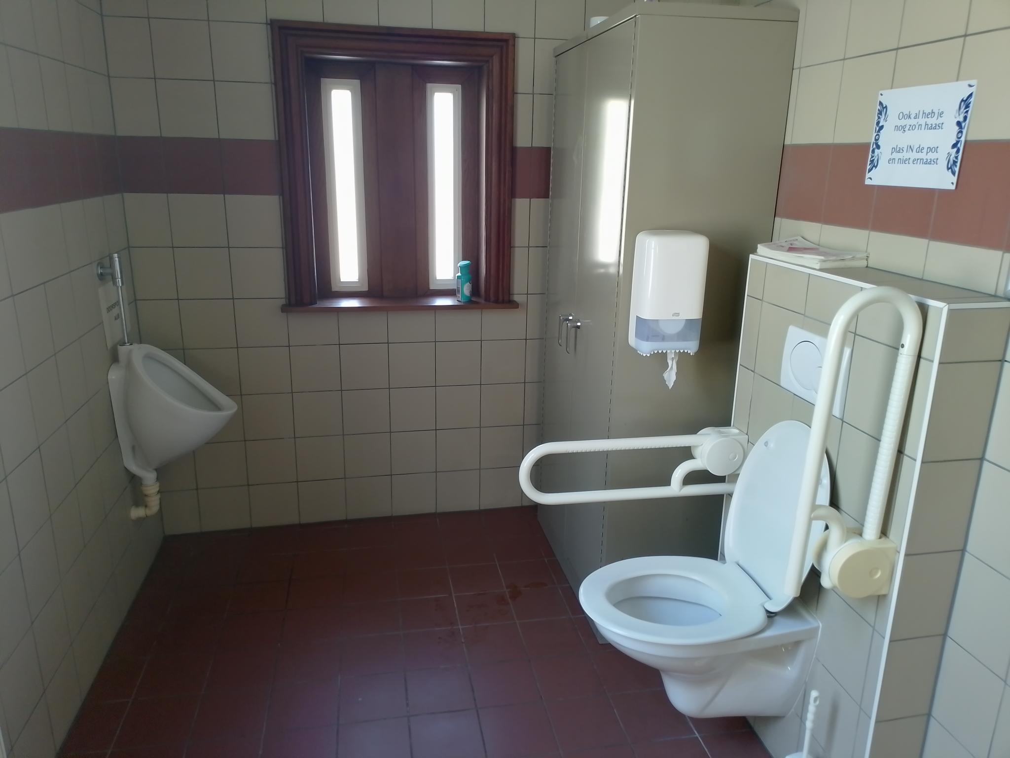 Foto bij Openbaar toilet Gentsesteenweg in Eeklo