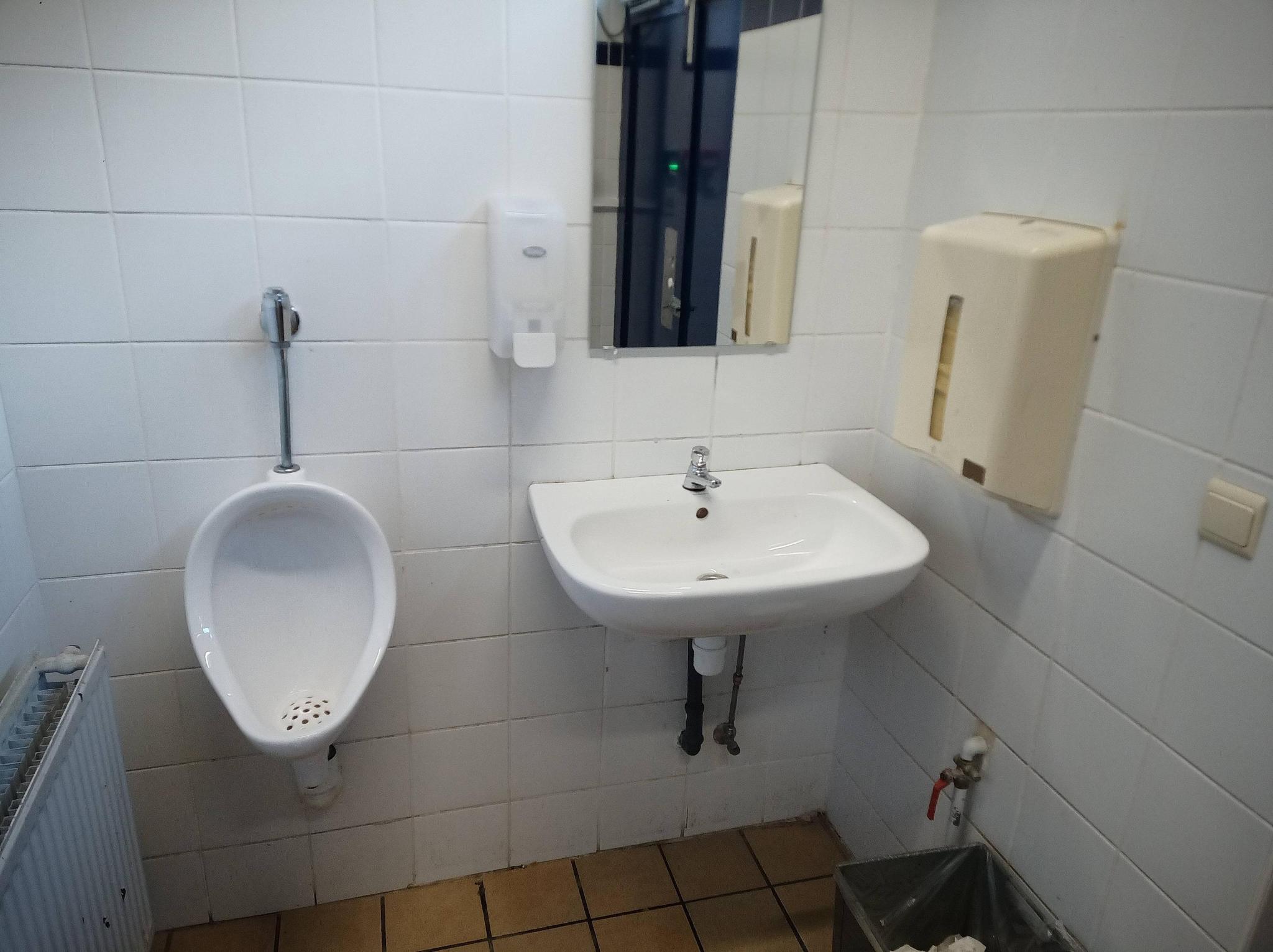 Foto bij Openbaar toilet Place de la Gare in Welkenraedt
