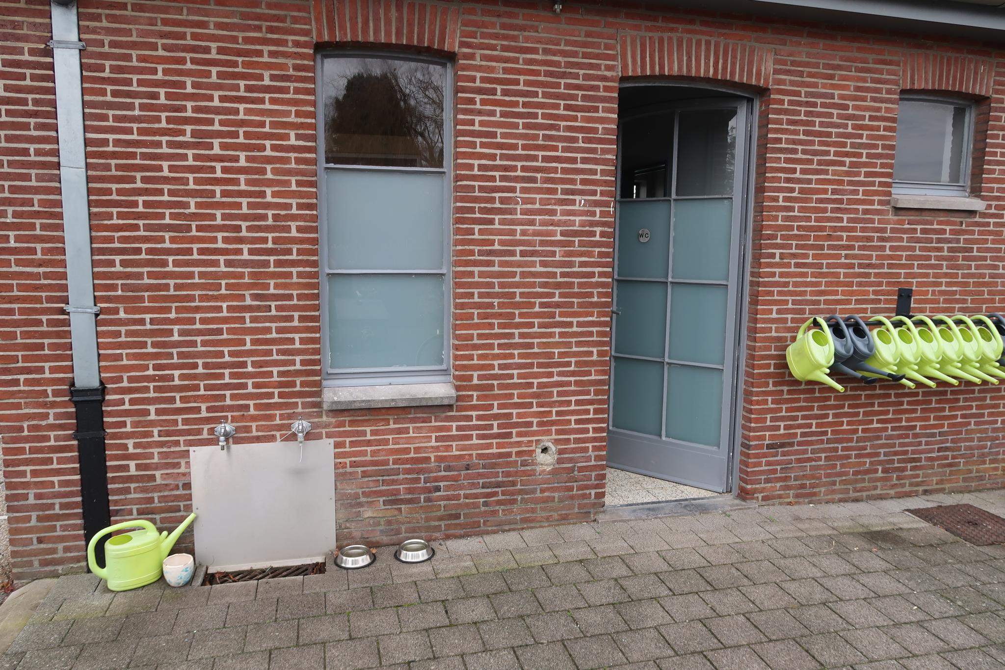 Foto bij Openbaar toilet Heuvelplein in Lanaken