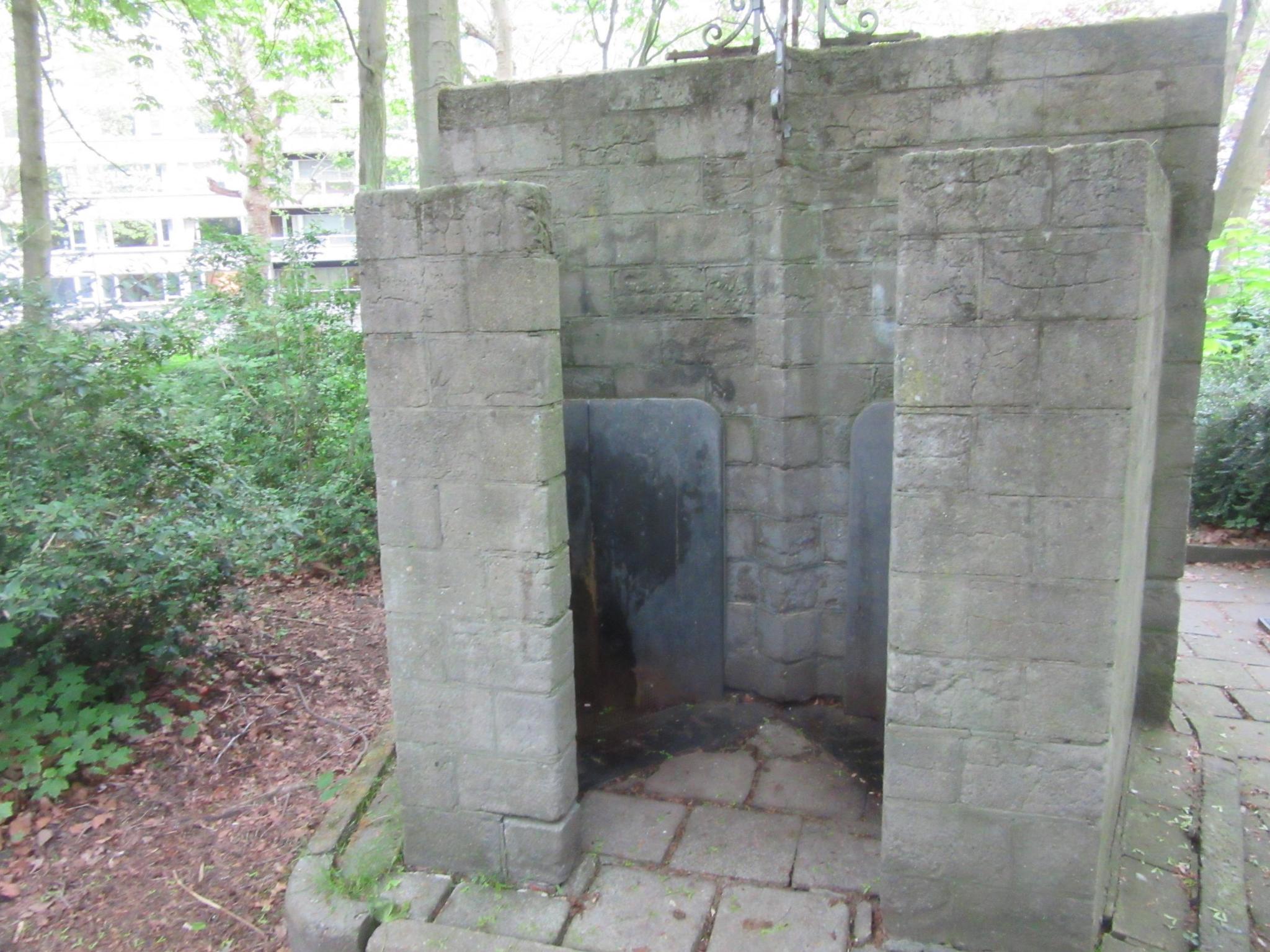 Foto bij Openbaar toilet Jules Bretondreef in Gent