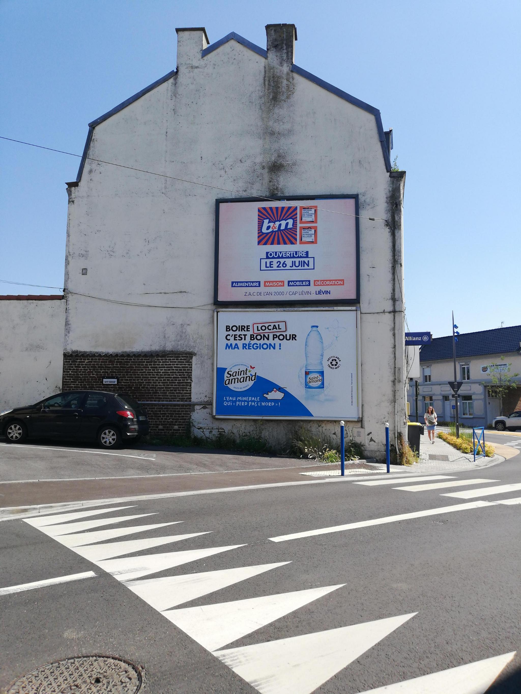 Vue du Rond-point anonyme n°1332414849