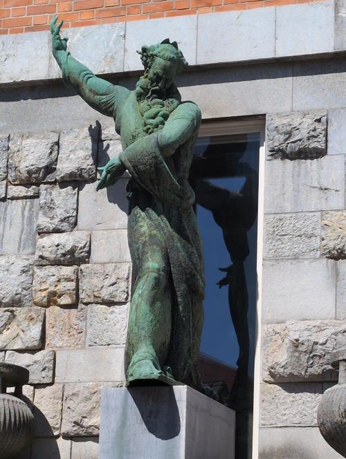 Aire camping-car NUK II 1000 - Aire CCI 17536