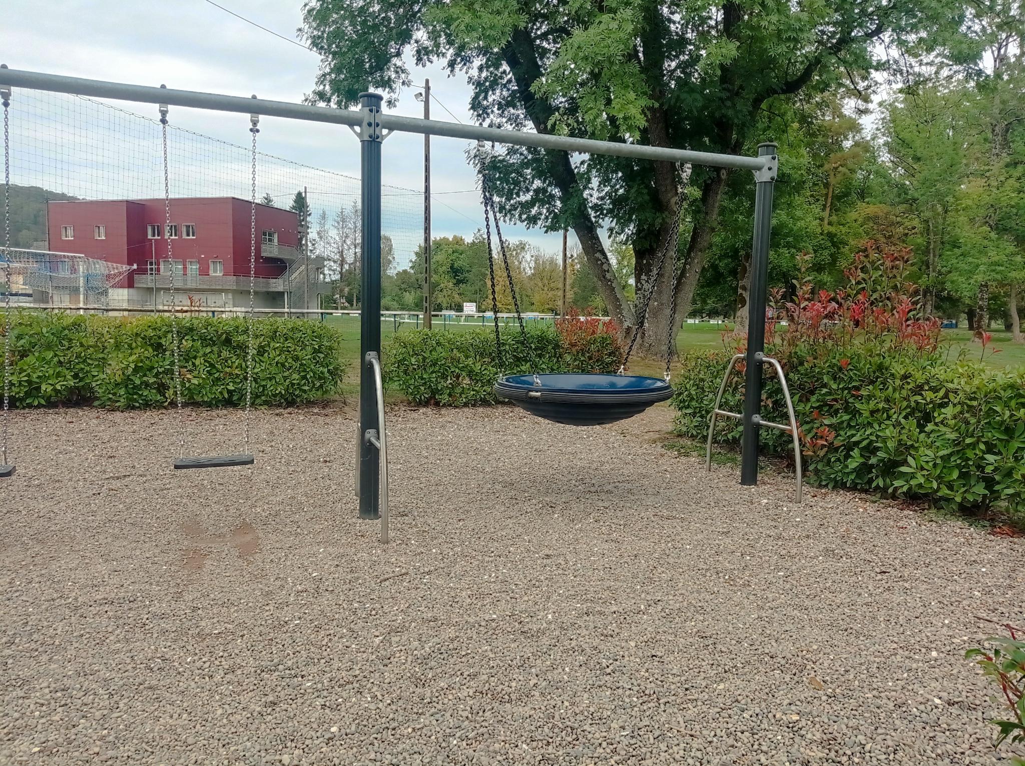 Vue de la rue du spot Street workout Voujeaucourt, Grande Rue