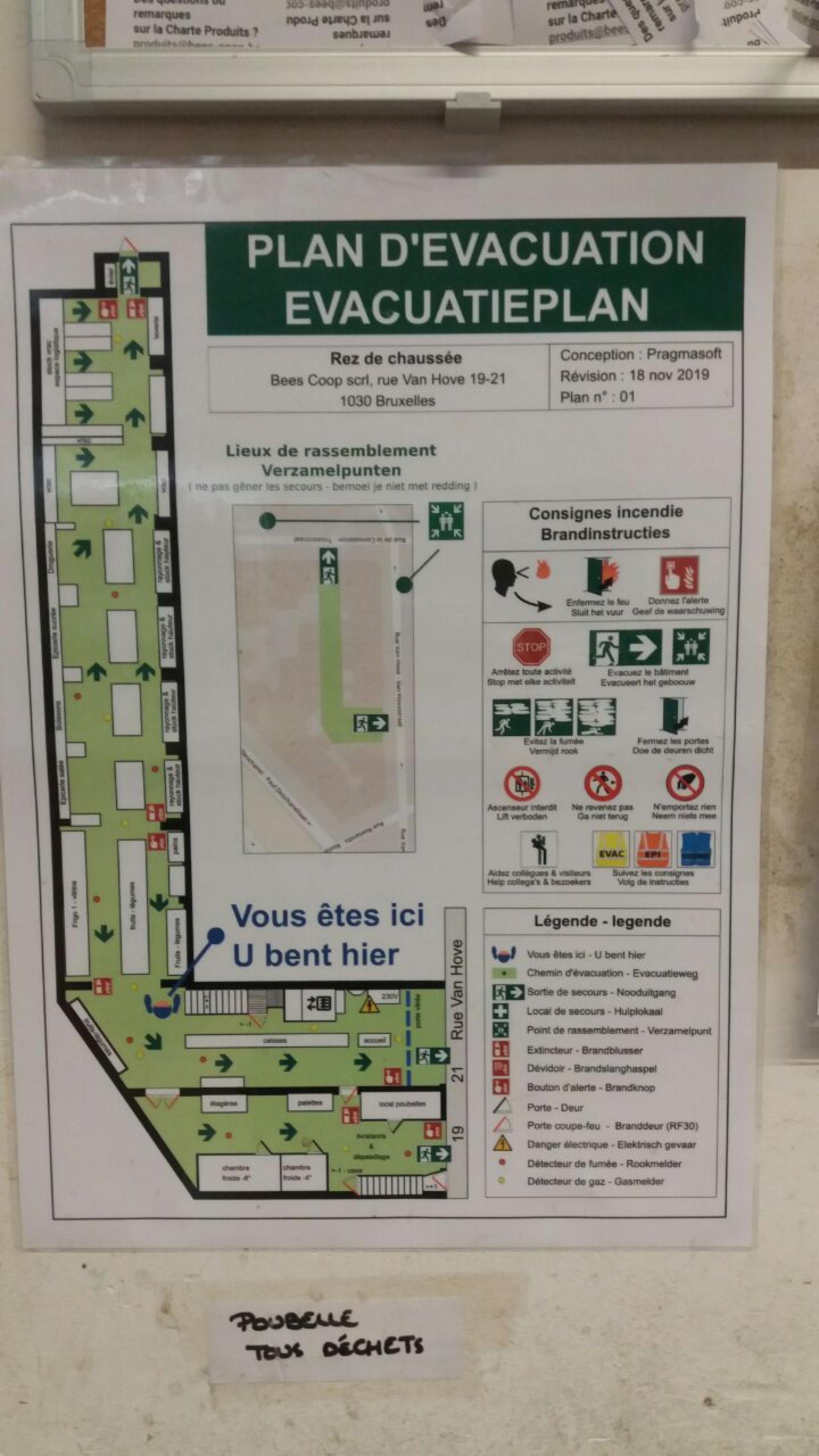Foto bij Toilet bij BEES coop in Schaarbeek