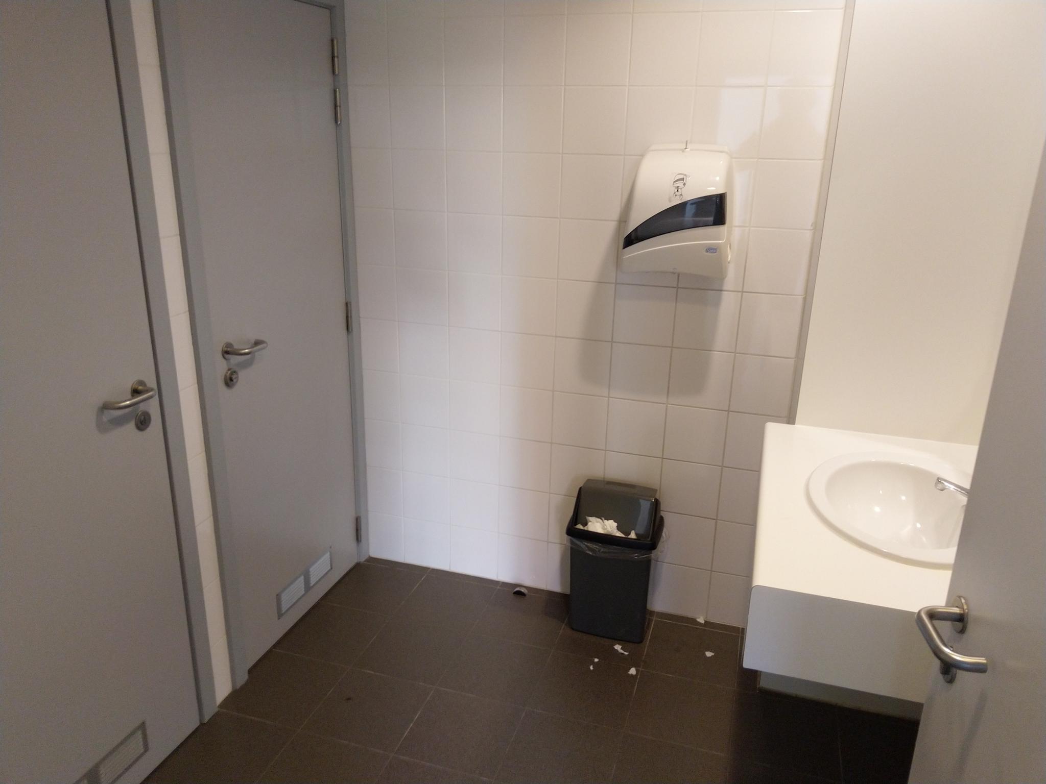 Foto bij Openbaar toilet Lakenmarkt in Tielt